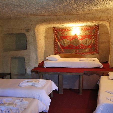 Yasin'S Place Backpackers Cave Hostel Göreme Buitenkant foto