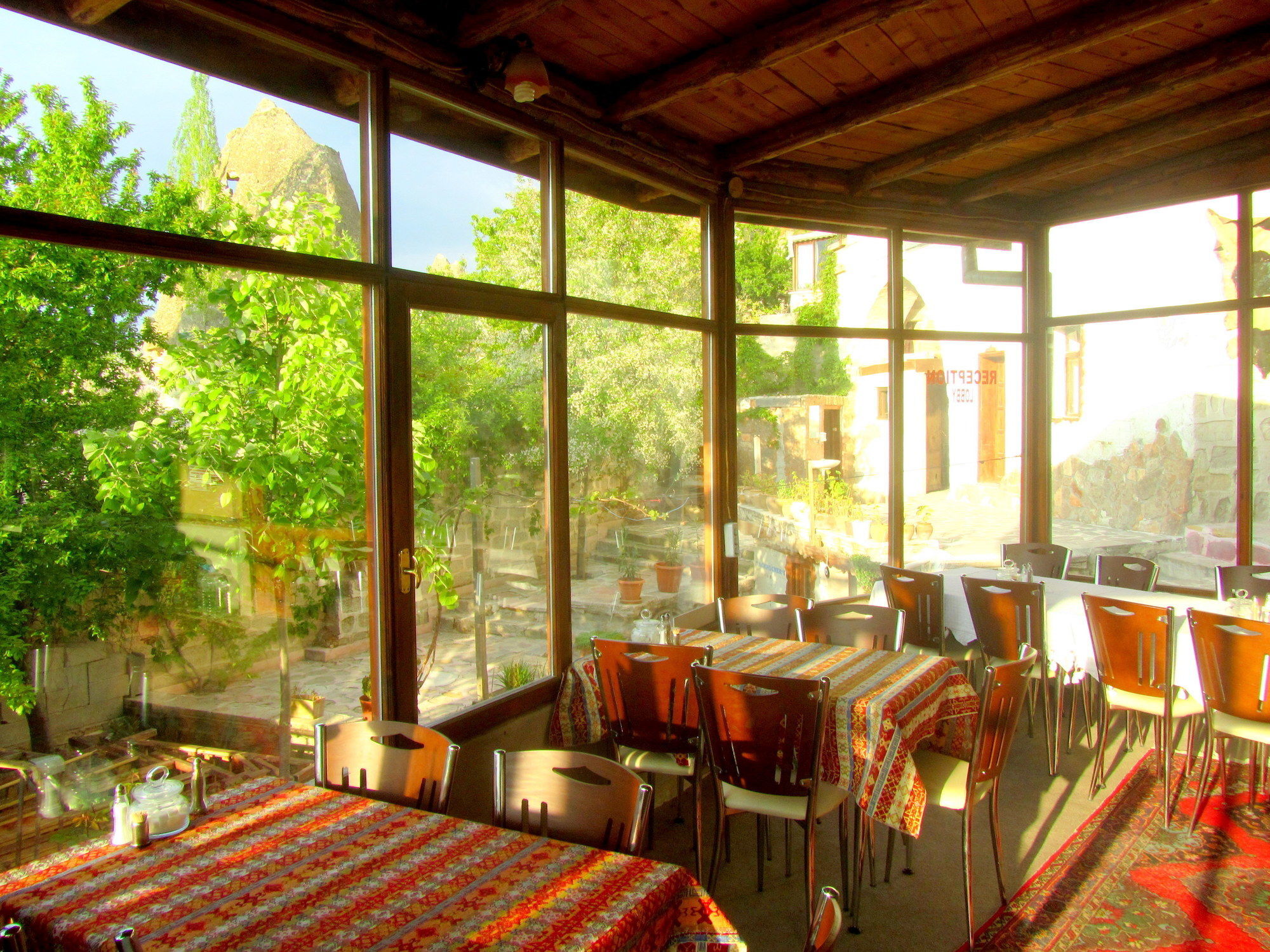 Yasin'S Place Backpackers Cave Hostel Göreme Buitenkant foto